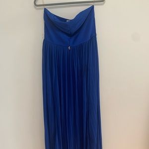 Blue strapless dress
